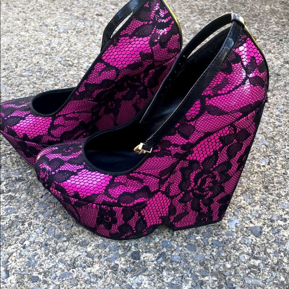 Aldo wedges hot pink topped with black lace